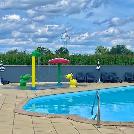 Smart Roma- Europapark- Rulantica Ca- 15min By Interhome Lägenhet
